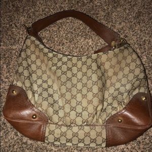 Gucci shoulder bag